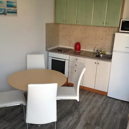 Apartment Goreta Trogir Exterior photo